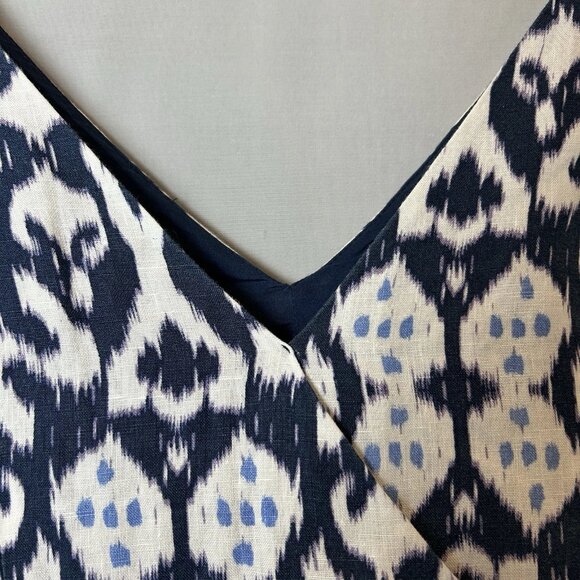 GAP Women's Blue and White Sleeveless Sundress with V-Neck Pockets and Side Zipp - Picture 2 of 10